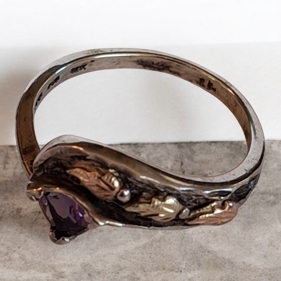 Vintage Sterling Silver 925 & 12k Signed Amethyst Black Hills Gold  Ring Size 6 - Picture 2 of 16